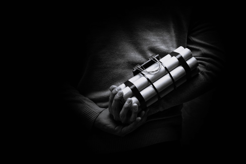 Time Bomb Tactics: Outsmart Hackers' Urgency Scams Today!